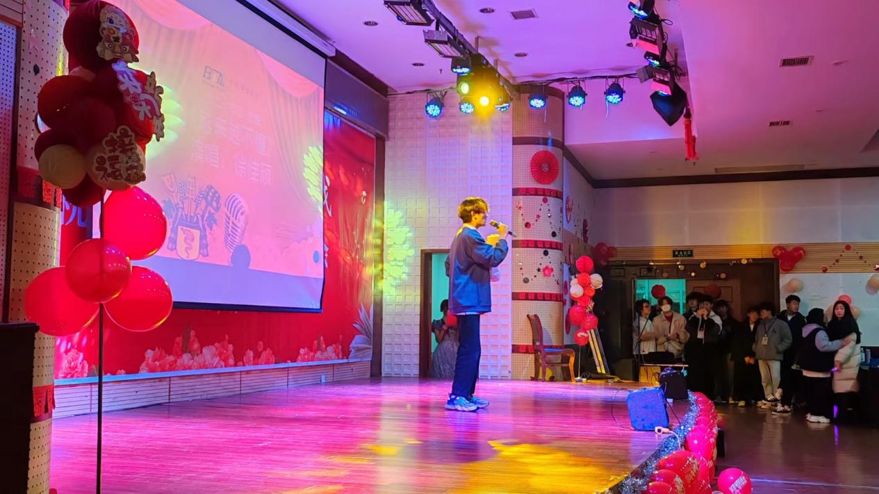 033eee92f4ca05850cc4f5e79c66498